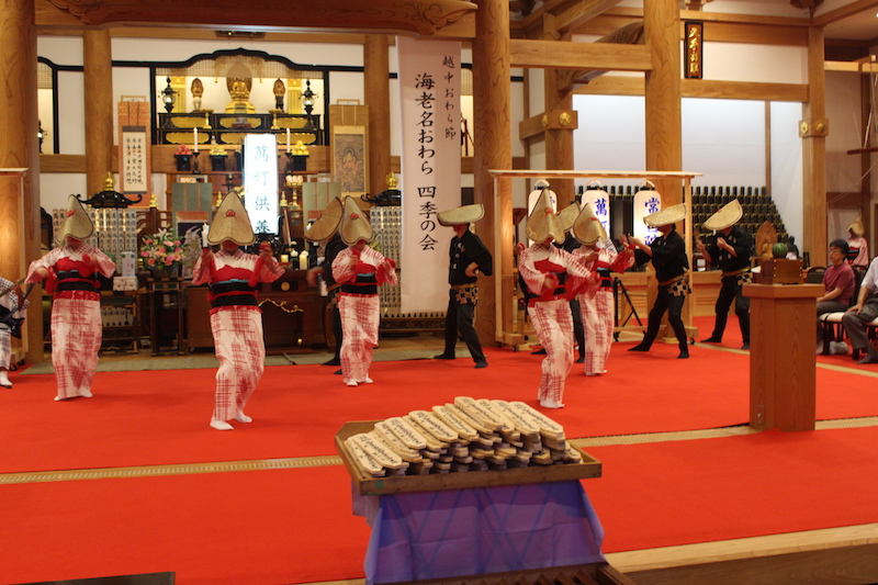 盆踊り会場