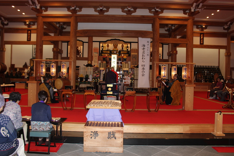 盆踊り会場